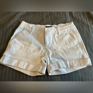 Dear John Classic White Bermudas